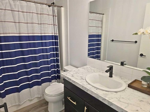 22 Earl Close, Red Deer, AB 