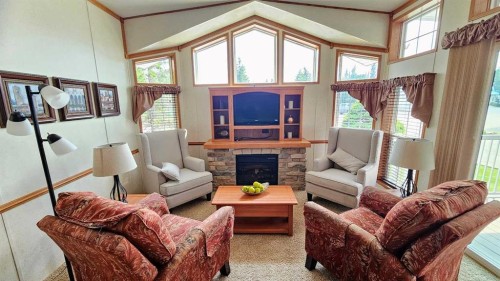 96-32379 Range Road 55, Rural Mountain View County, AB 