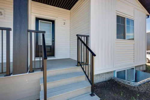 3 Gray Close, Sylvan Lake, AB - Outdoor With Exterior