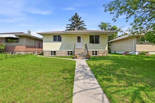 5114 44 Street  Red Deer, AB T4N 1J1