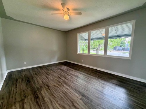 3593 54 Avenue Crescent, Red Deer, AB 