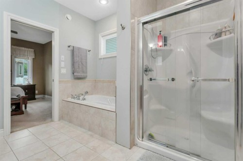 26 Alexander Crescent, Red Deer, AB 
