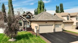 26 Alexander Crescent Red Deer, AB T4R 2X2
