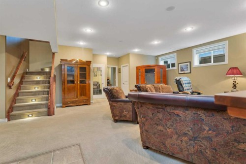 26 Alexander Crescent, Red Deer, AB 