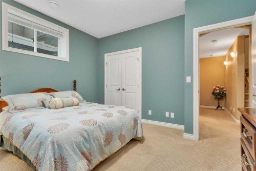 26 Alexander Crescent, Red Deer, AB 