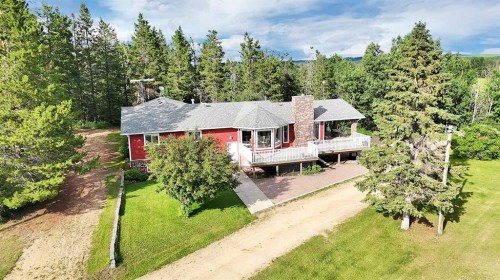41421 Range Road 261  Rural Lacombe County, AB T4L 2N5