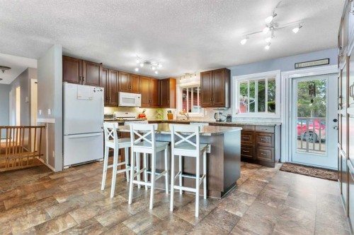 41421 Range Road 261, Rural Lacombe County, AB - Indoor