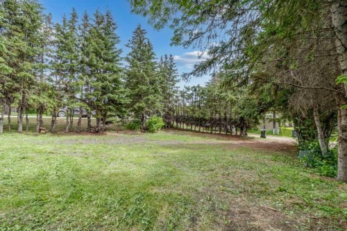 4901 53 Avenue, Bentley, AB 