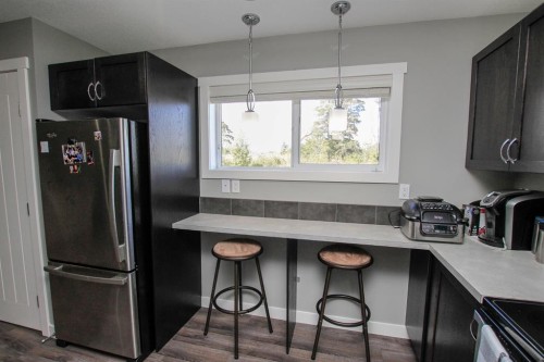 30 Henderson Crescent, Penhold, AB 