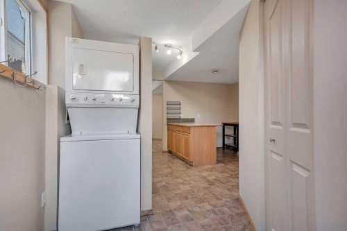23 Jacobs Close, Red Deer, AB 