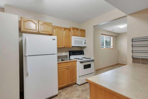 23 Jacobs Close, Red Deer, AB 