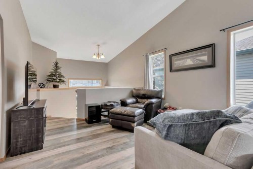 23 Jacobs Close, Red Deer, AB 