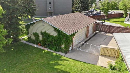 91 Hill Crescent, Red Deer, AB 