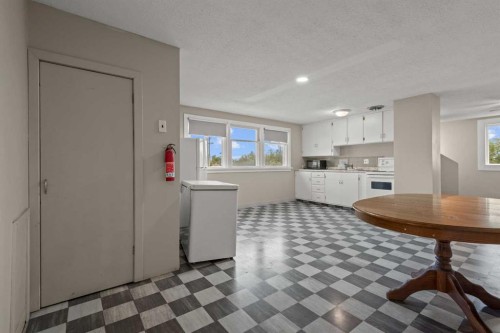 302 6 Avenue Ne, Three Hills, AB 
