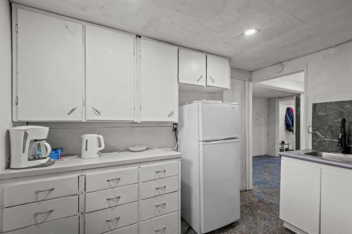 302 6 Avenue Ne, Three Hills, AB 