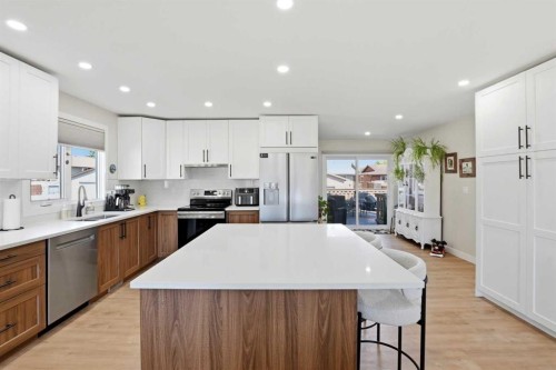 53 Card Crescent, Red Deer, AB 
