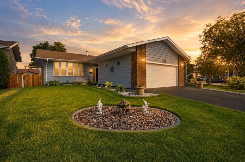 53 Card Crescent, Red Deer, AB 
