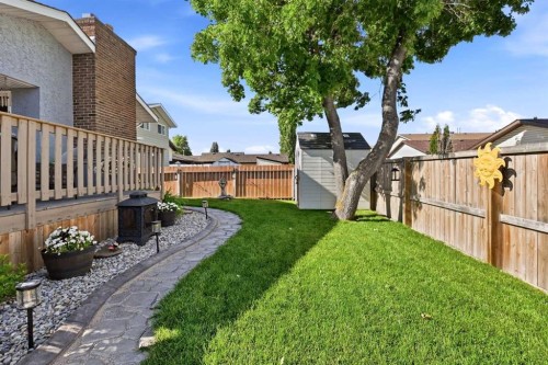 53 Card Crescent, Red Deer, AB 