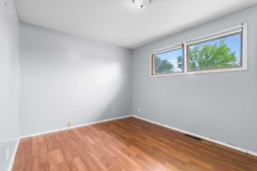 4638 50 Avenue, Bentley, AB 