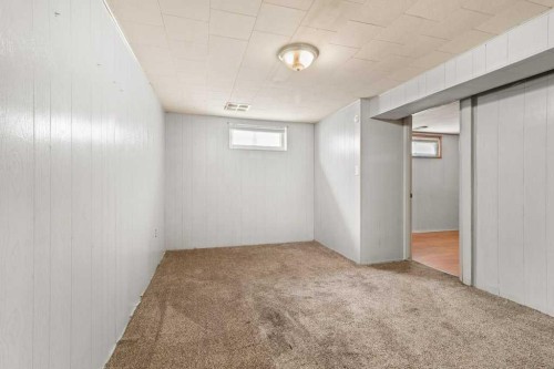 4638 50 Avenue, Bentley, AB 