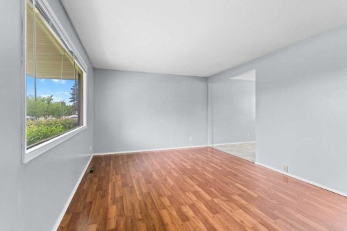 4638 50 Avenue, Bentley, AB 