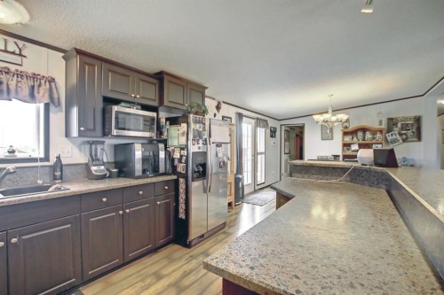 362070 Range Road 6-4, Rural Clearwater County, AB - Indoor Photo Showing Kitchen
