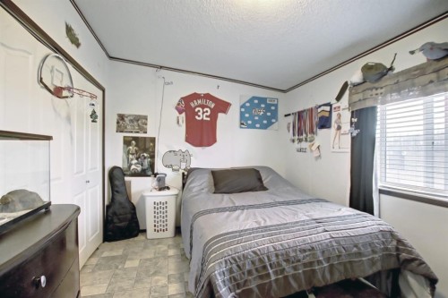 362070 Range Road 6-4, Rural Clearwater County, AB - Indoor Photo Showing Bedroom