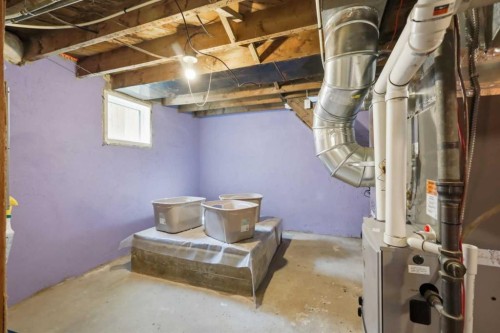 5928 51 Avenue, Red Deer, AB - Indoor Photo Showing Basement