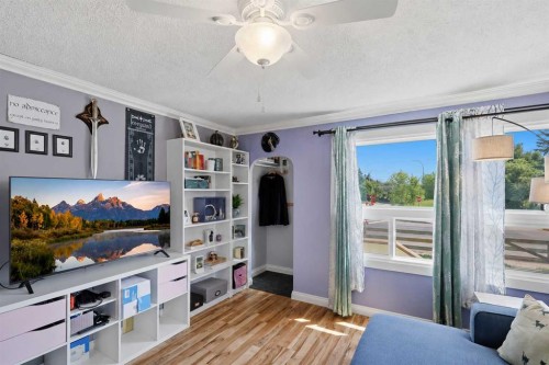 5928 51 Avenue, Red Deer, AB - Indoor