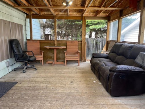 5008 48 Avenue, Caroline, AB 