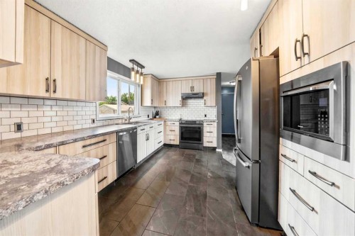 5111 Minto Street, Blackfalds, AB 