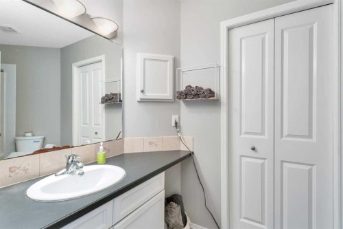 121 Wilkinson Circle, Sylvan Lake, AB 