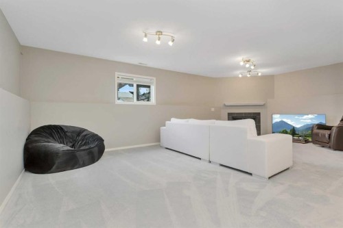 121 Wilkinson Circle, Sylvan Lake, AB 