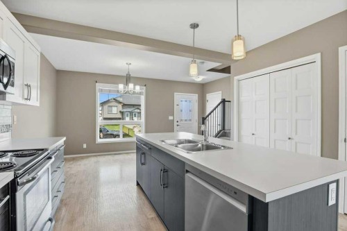 5 Crimson Court, Blackfalds, AB - Indoor Photo Showing Kitchen With Double Sink With Upgraded Kitchen