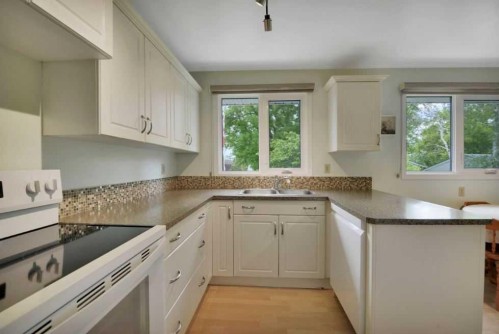 2 Mitchell Avenue, Red Deer, AB 