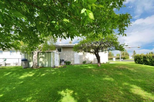 2 Mitchell Avenue, Red Deer, AB 