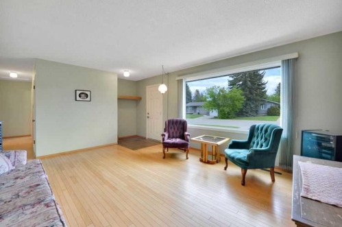 2 Mitchell Avenue, Red Deer, AB 