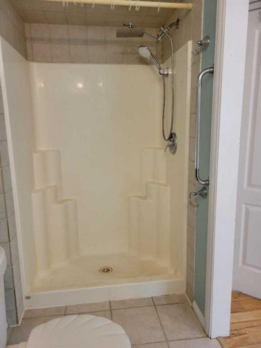 108 2 Avenue West, Alliance, AB 