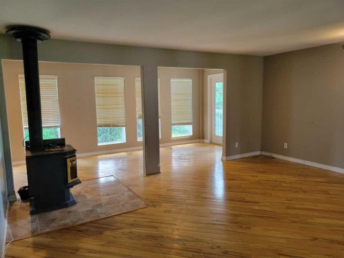 108 2 Avenue West, Alliance, AB 