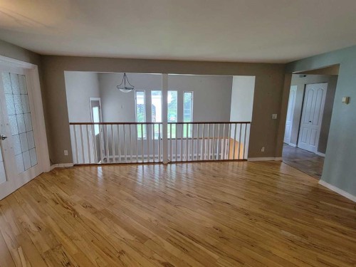 108 2 Avenue West, Alliance, AB 