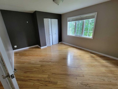 108 2 Avenue West, Alliance, AB 