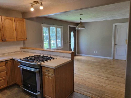 108 2 Avenue West, Alliance, AB 