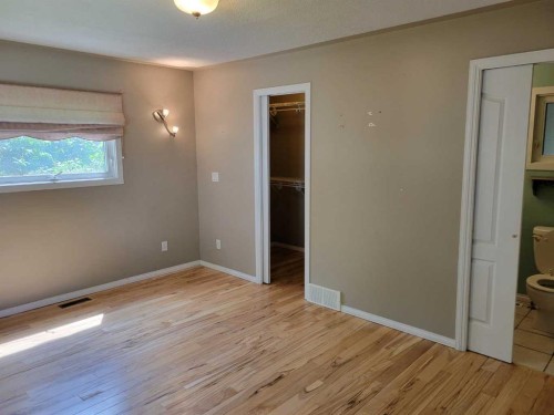 108 2 Avenue West, Alliance, AB 