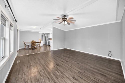 4716 41 Street Crescent, Innisfail, AB 