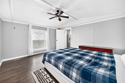 4716 41 Street Crescent, Innisfail, AB 