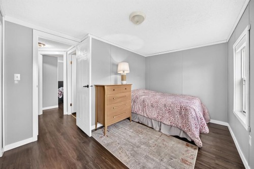4716 41 Street Crescent, Innisfail, AB 