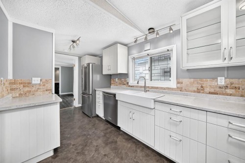 4716 41 Street Crescent, Innisfail, AB 