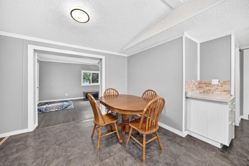 4716 41 Street Crescent, Innisfail, AB 
