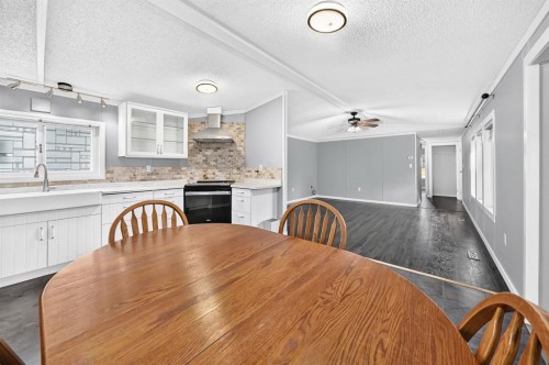 4716 41 Street Crescent, Innisfail, AB 
