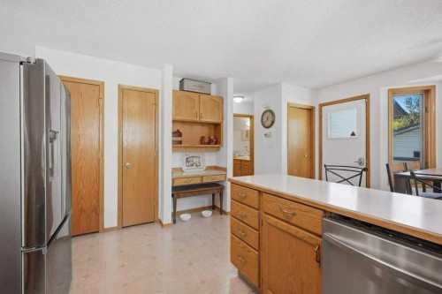 23 Kemp Avenue, Red Deer, AB 